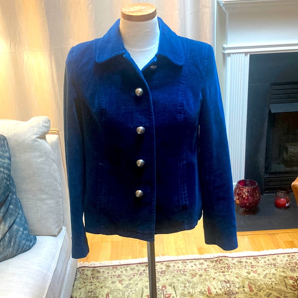 Sigrid Olsen beautiful short jacket with adorable buttons